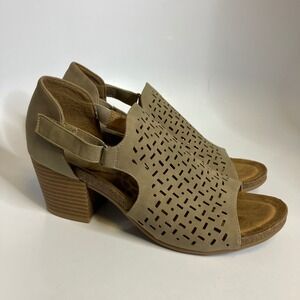 Eurosoft Addley open toe block heel shoes tan laser cut faux leather women's 9